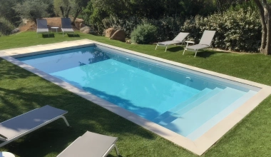 Piscine coque Corscia